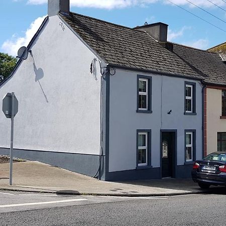 Cosy Townhouse On The Hill In Ireland Banagher Exterior foto